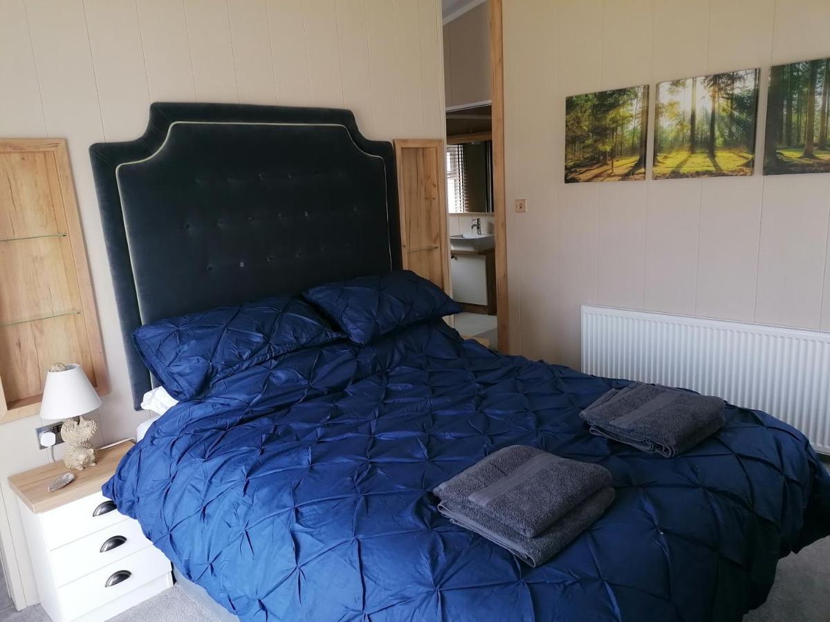 Luxury Lodge On Edge Of New Forest And 800M From Sea Entertainment And Leisure Passes Included Milford on Sea Dış mekan fotoğraf